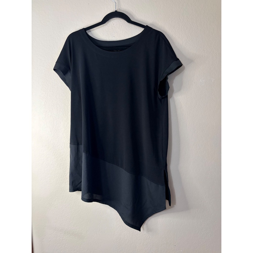 Chicos Black Asymmetrical Sharkbite Hem Tunic Top Short Sleeve Mixed Media Sz 2